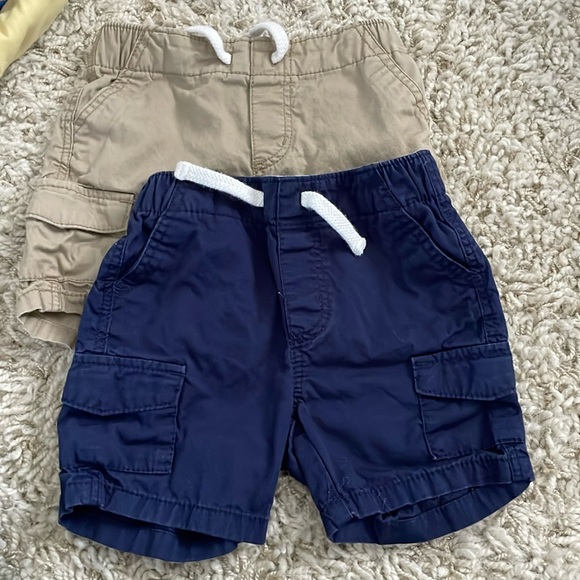 Bundle of 2 pairs old navy shorts - Picture 1 of 1